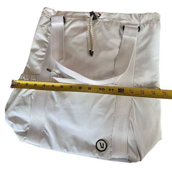 Vuori V1 Convertible Bag White Nylon Convertible Backpack Tote - Picture 6 of 12